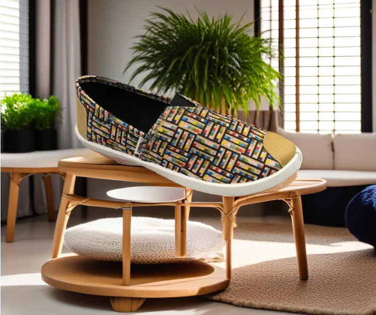 Emmy Shoes - Ankara Red